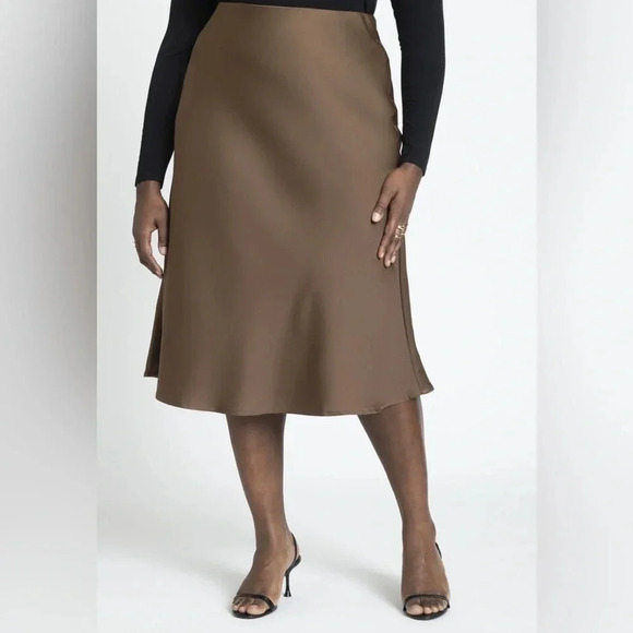 Eloquii Dark Pink Satin Midi Pull On Skirt Plus Size 26W - Picture 3 of 5